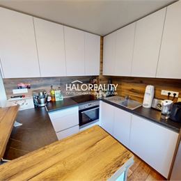 Predaj, trojizbový byt Liptovský Hrádok - EXKLUZÍVNE HALO REALITY