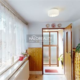 Predaj, rodinný dom Závod - EXKLUZÍVNE HALO REALITY