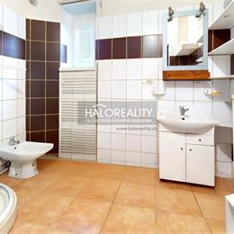 Predaj, rodinný dom Poltár - EXKLUZÍVNE HALO REALITY