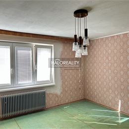 REZERVOVANÉ - Predaj, rodinný dom Valaská Belá, okres Prievidza - EXKLUZÍVNE HALO REALITY