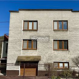 REZERVOVANÉ - Predaj, rodinný dom Valaská Belá, okres Prievidza - EXKLUZÍVNE HALO REALITY