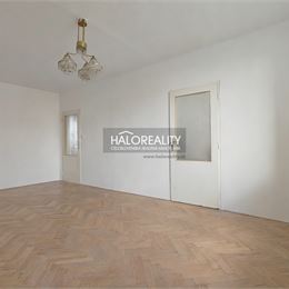 Predaj, trojizbový byt Nové Zámky, priestranný, slnečný - EXKLUZÍVNE HALO REALITY