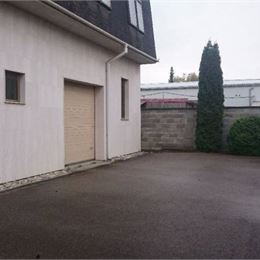 Polyfunkčný objekt dielňa, kancelárie a bytová jednotka