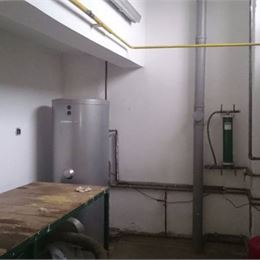 Polyfunkčný objekt dielňa, kancelárie a bytová jednotka